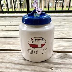 SOLD Rae Dunn 4th Of July canister With Camper Blue Lid Chubby Ceramic New